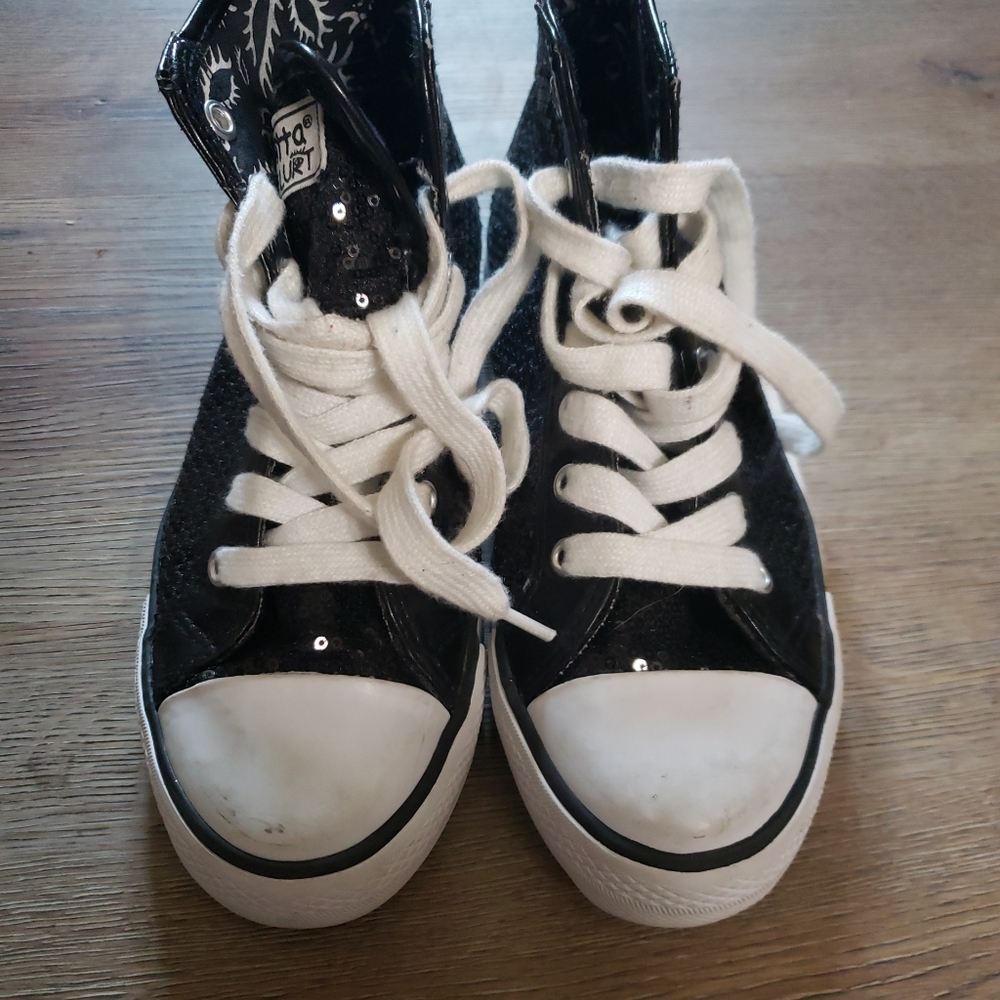 Gotta Flurt size 6 sequin shoes black converse sty